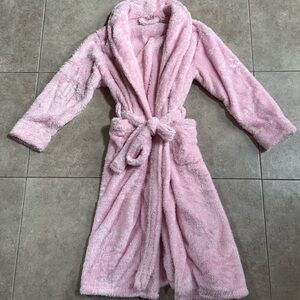 Pink Ultra Soft Luxurious Small Medium Bathrobe  NWT 
42” long
